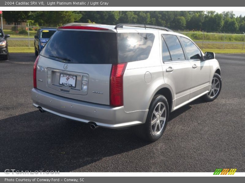 Light Platinum Metallic / Light Gray 2004 Cadillac SRX V8