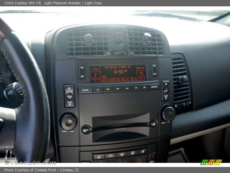 Light Platinum Metallic / Light Gray 2004 Cadillac SRX V8