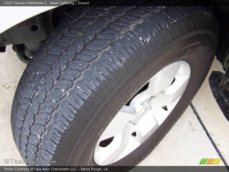Silver Lightning / Desert 2007 Nissan Pathfinder S