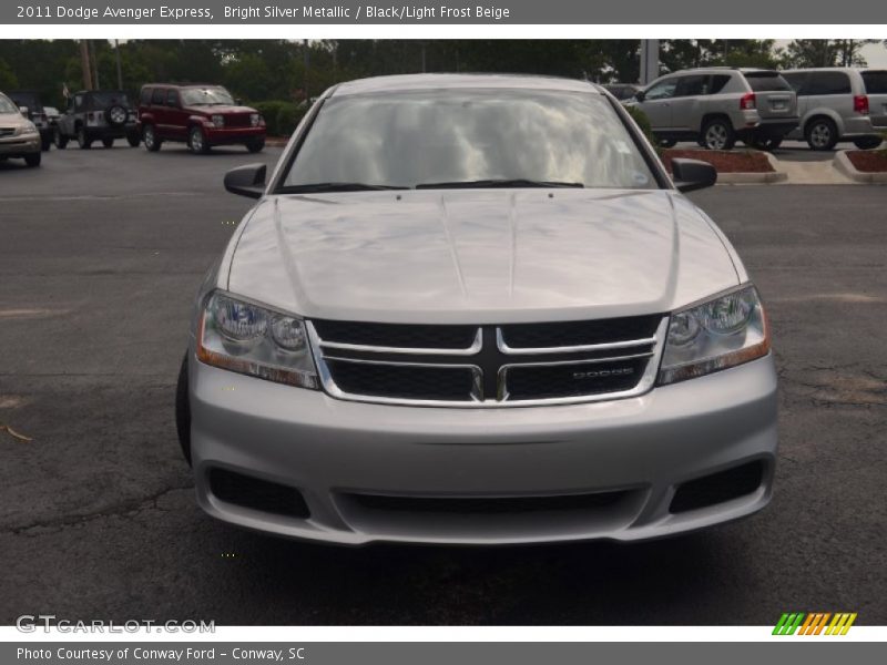 Bright Silver Metallic / Black/Light Frost Beige 2011 Dodge Avenger Express