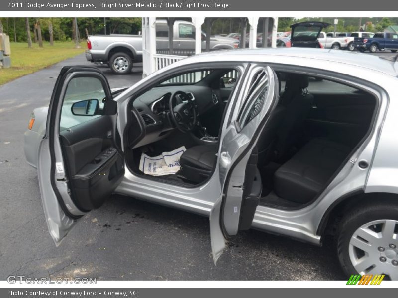 Bright Silver Metallic / Black/Light Frost Beige 2011 Dodge Avenger Express