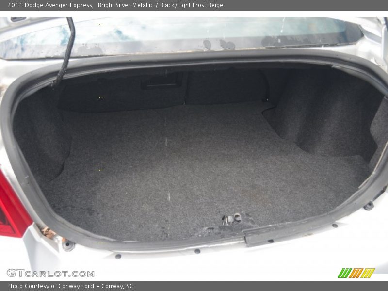Bright Silver Metallic / Black/Light Frost Beige 2011 Dodge Avenger Express