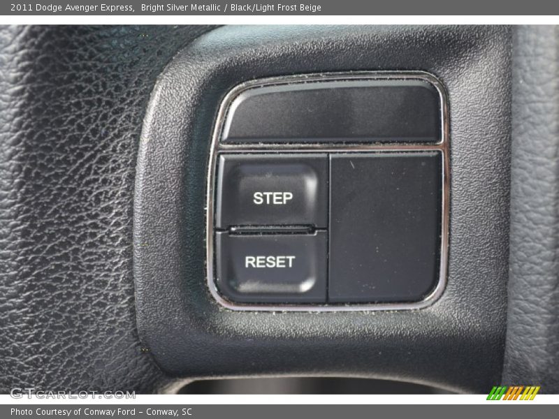Bright Silver Metallic / Black/Light Frost Beige 2011 Dodge Avenger Express