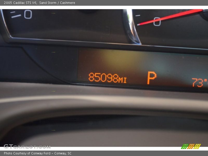 Sand Storm / Cashmere 2005 Cadillac STS V6