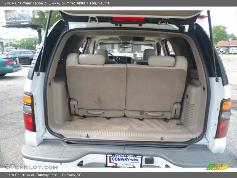 Summit White / Tan/Neutral 2004 Chevrolet Tahoe Z71 4x4