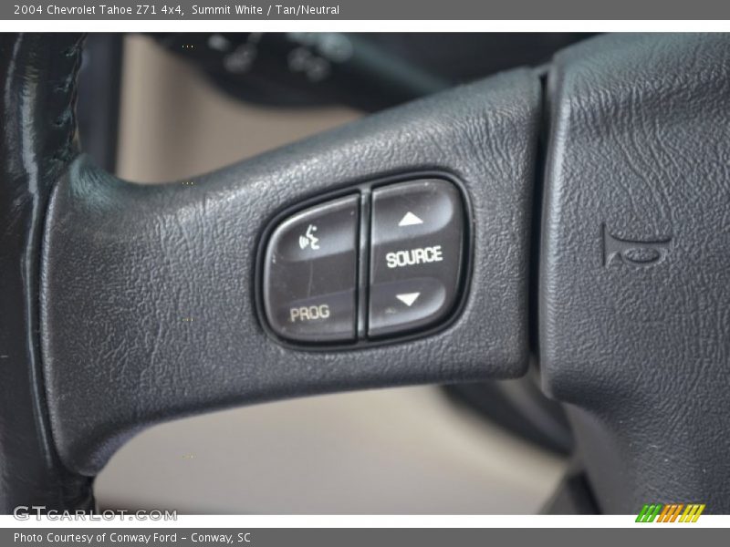 Summit White / Tan/Neutral 2004 Chevrolet Tahoe Z71 4x4