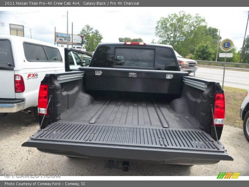 Galaxy Black / Pro 4X Charcoal 2011 Nissan Titan Pro-4X Crew Cab 4x4