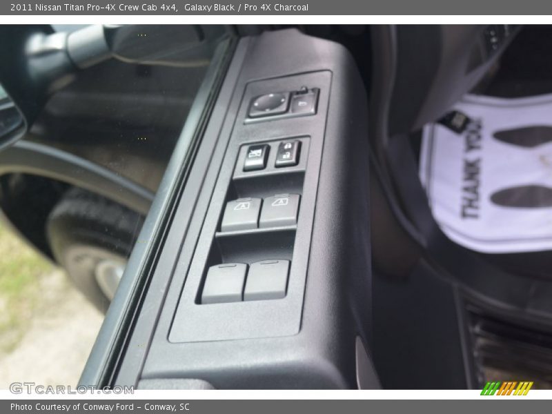 Galaxy Black / Pro 4X Charcoal 2011 Nissan Titan Pro-4X Crew Cab 4x4