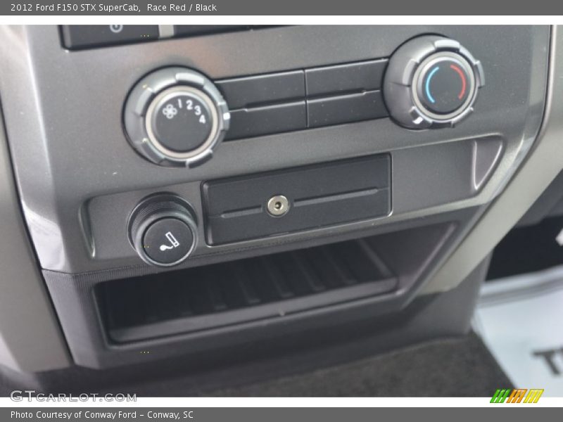 Race Red / Black 2012 Ford F150 STX SuperCab