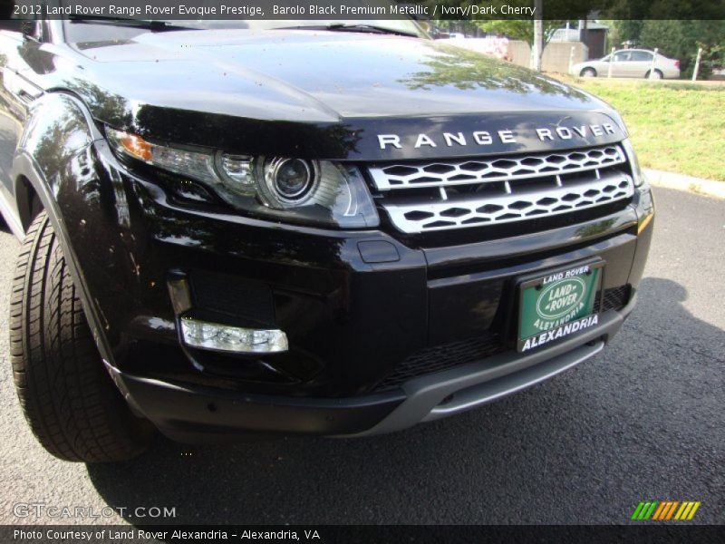 Barolo Black Premium Metallic / Ivory/Dark Cherry 2012 Land Rover Range Rover Evoque Prestige