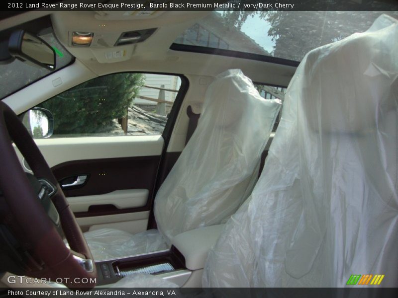 Barolo Black Premium Metallic / Ivory/Dark Cherry 2012 Land Rover Range Rover Evoque Prestige