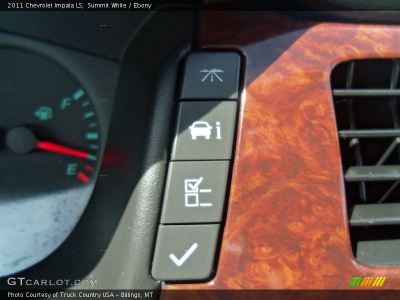 Summit White / Ebony 2011 Chevrolet Impala LS