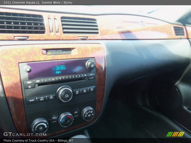 Summit White / Ebony 2011 Chevrolet Impala LS
