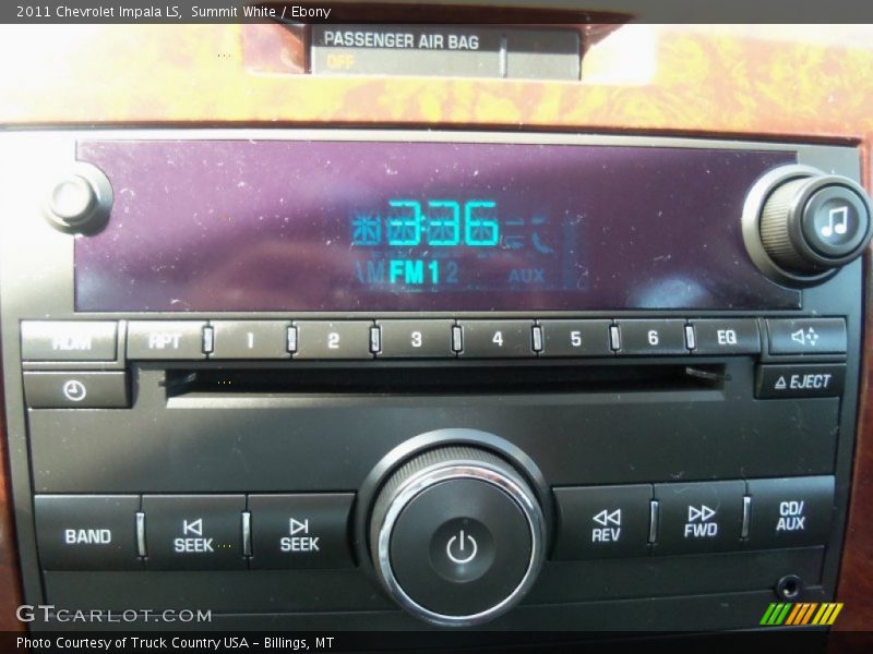 Summit White / Ebony 2011 Chevrolet Impala LS