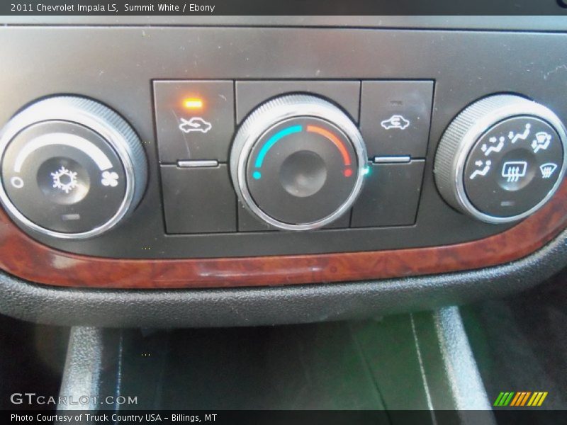Summit White / Ebony 2011 Chevrolet Impala LS