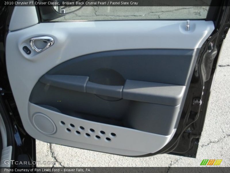 Brilliant Black Crystal Pearl / Pastel Slate Gray 2010 Chrysler PT Cruiser Classic