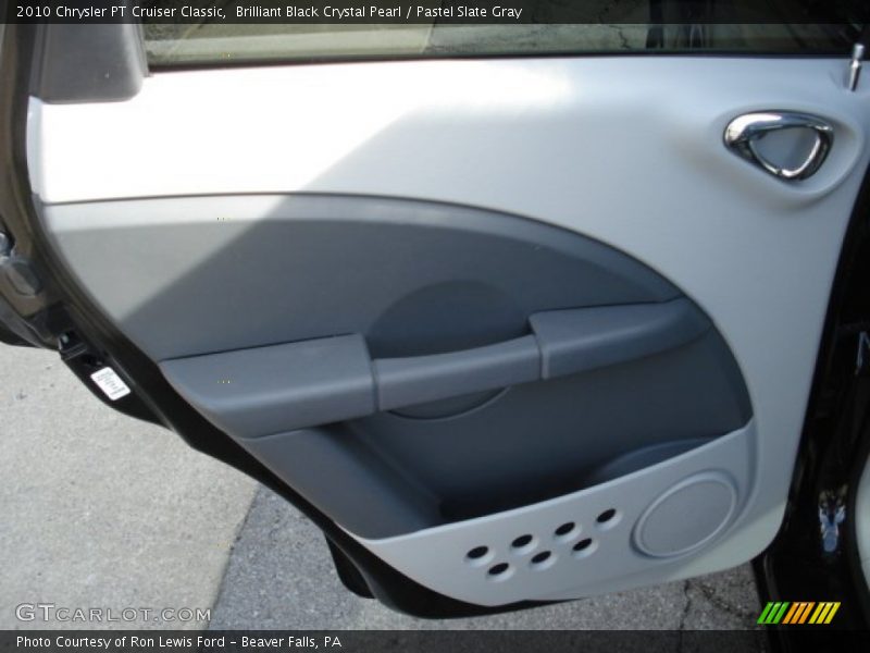 Brilliant Black Crystal Pearl / Pastel Slate Gray 2010 Chrysler PT Cruiser Classic