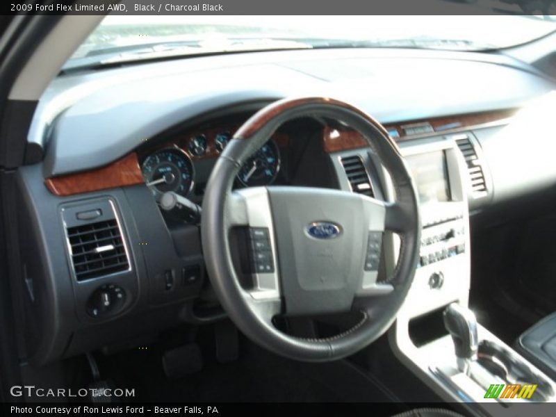 Black / Charcoal Black 2009 Ford Flex Limited AWD