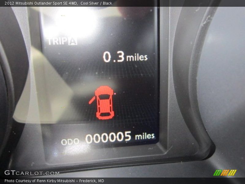 Cool Silver / Black 2012 Mitsubishi Outlander Sport SE 4WD
