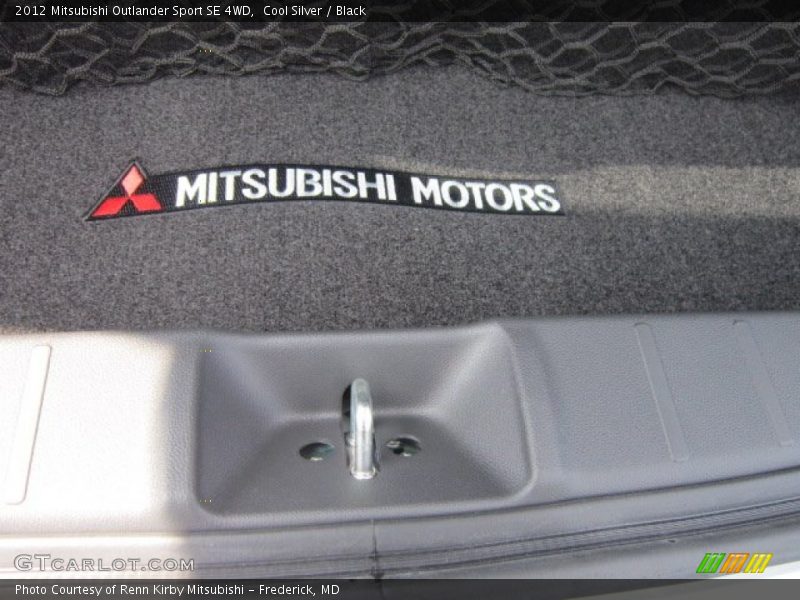 Cool Silver / Black 2012 Mitsubishi Outlander Sport SE 4WD