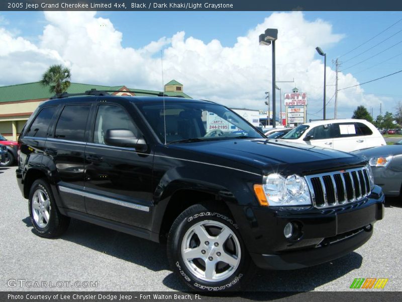 Black / Dark Khaki/Light Graystone 2005 Jeep Grand Cherokee Limited 4x4
