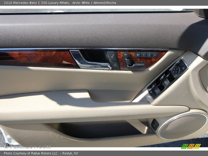 Arctic White / Almond/Mocha 2010 Mercedes-Benz C 300 Luxury 4Matic