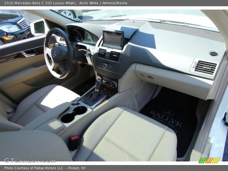 Arctic White / Almond/Mocha 2010 Mercedes-Benz C 300 Luxury 4Matic