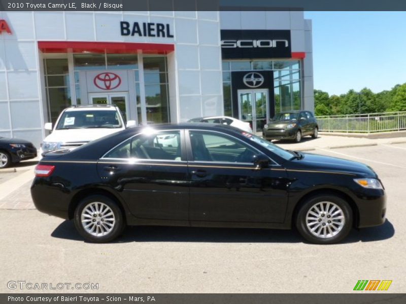 Black / Bisque 2010 Toyota Camry LE