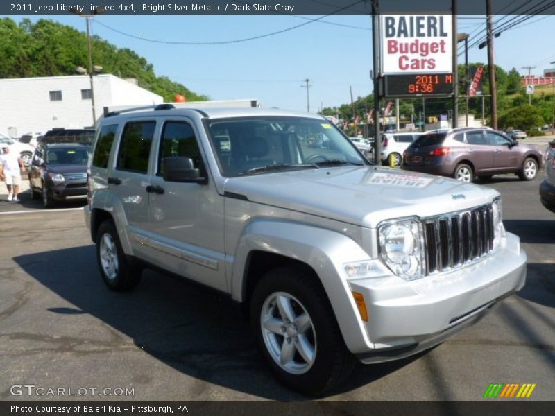 Bright Silver Metallic / Dark Slate Gray 2011 Jeep Liberty Limited 4x4