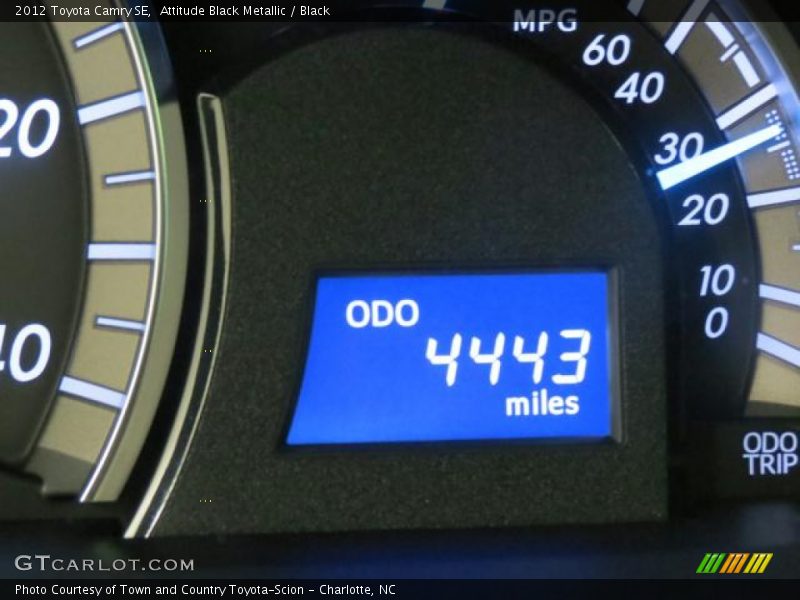 Attitude Black Metallic / Black 2012 Toyota Camry SE