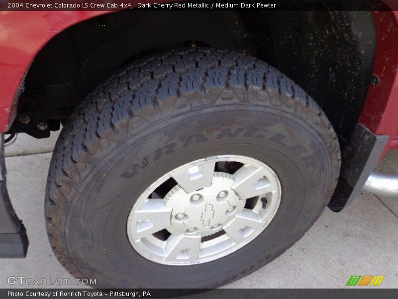 Dark Cherry Red Metallic / Medium Dark Pewter 2004 Chevrolet Colorado LS Crew Cab 4x4