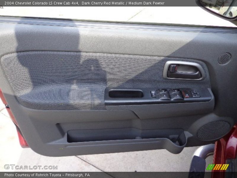 Dark Cherry Red Metallic / Medium Dark Pewter 2004 Chevrolet Colorado LS Crew Cab 4x4