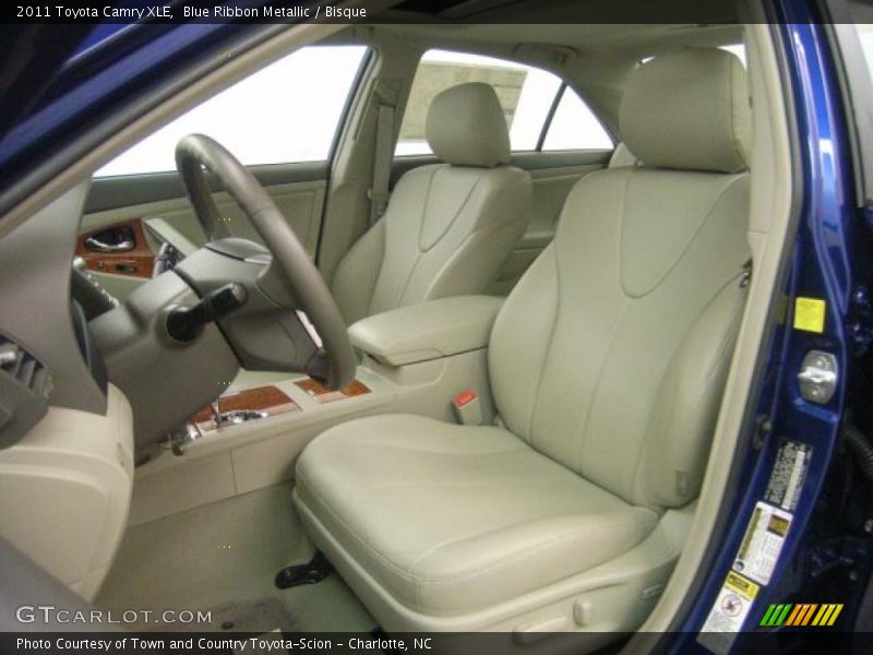 Blue Ribbon Metallic / Bisque 2011 Toyota Camry XLE