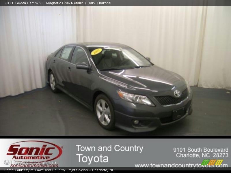 Magnetic Gray Metallic / Dark Charcoal 2011 Toyota Camry SE