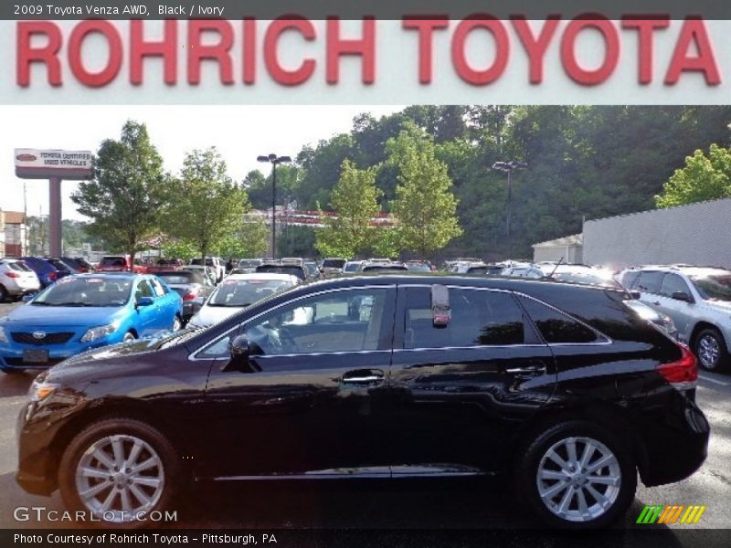 Black / Ivory 2009 Toyota Venza AWD