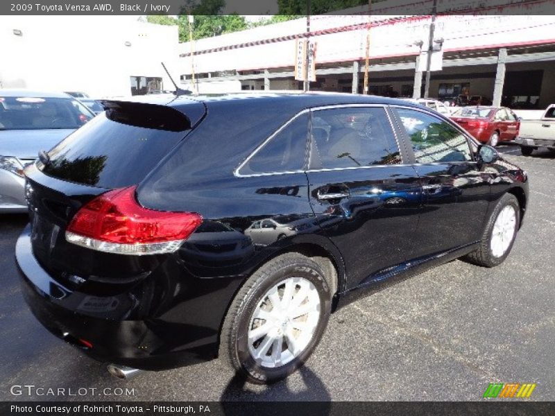 Black / Ivory 2009 Toyota Venza AWD