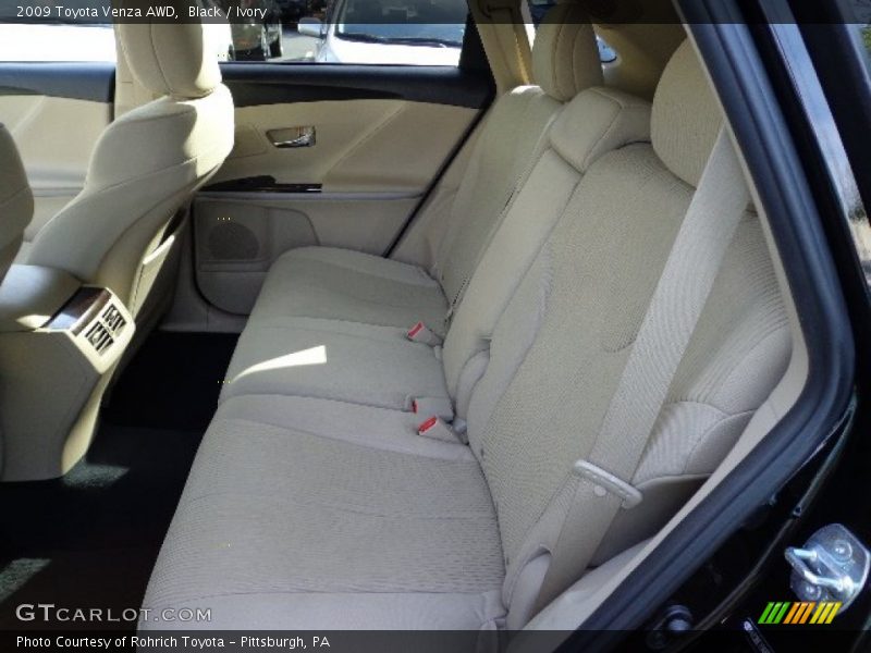Black / Ivory 2009 Toyota Venza AWD