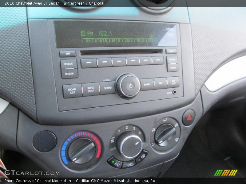 Wintergreen / Charcoal 2010 Chevrolet Aveo LT Sedan