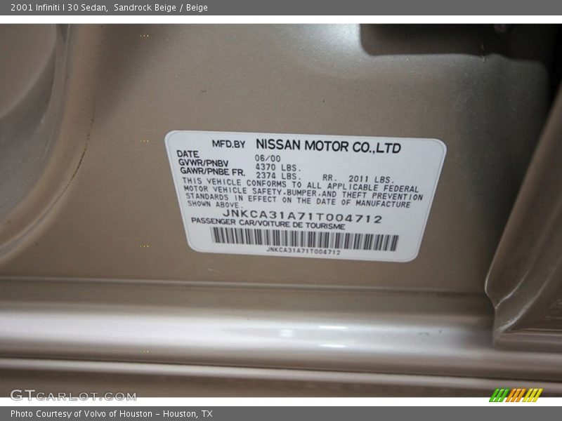 Sandrock Beige / Beige 2001 Infiniti I 30 Sedan