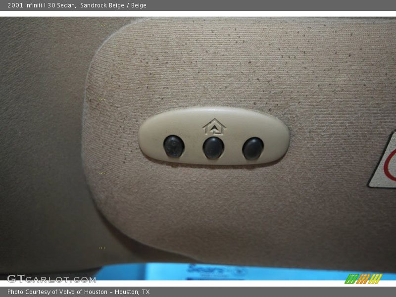 Sandrock Beige / Beige 2001 Infiniti I 30 Sedan