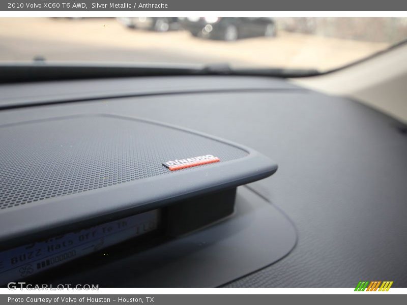 Silver Metallic / Anthracite 2010 Volvo XC60 T6 AWD