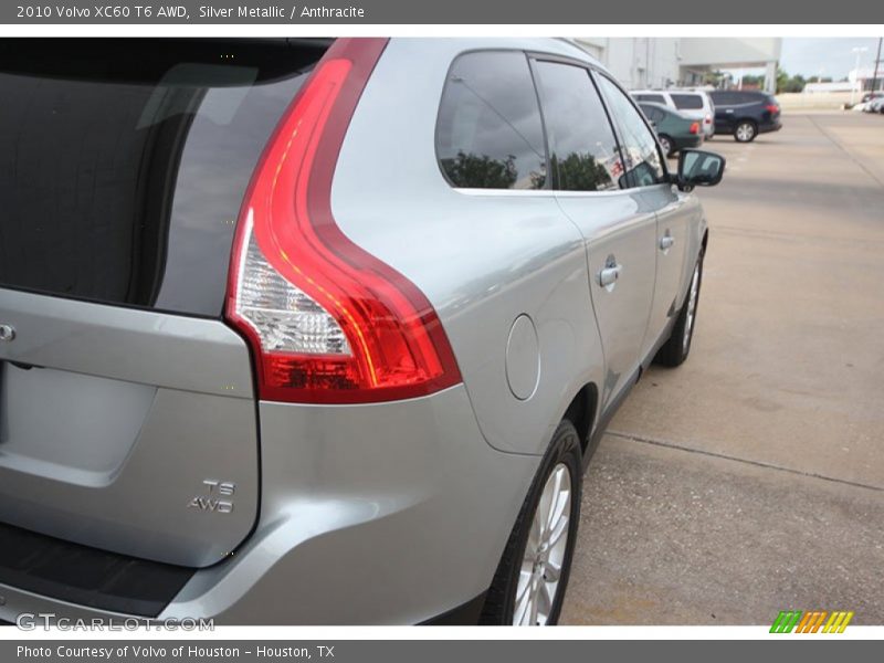 Silver Metallic / Anthracite 2010 Volvo XC60 T6 AWD
