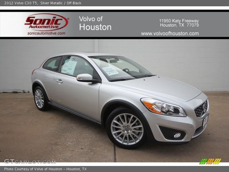 Silver Metallic / Off Black 2012 Volvo C30 T5