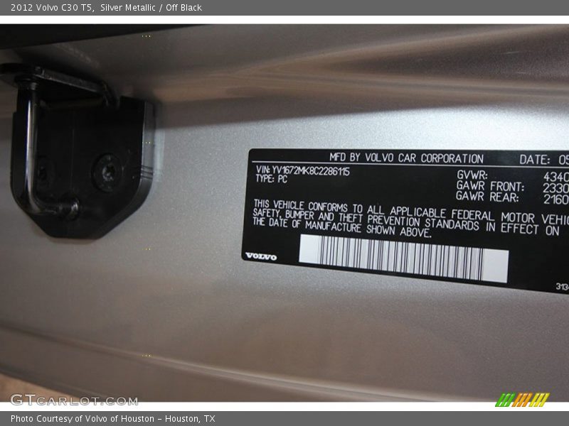 Silver Metallic / Off Black 2012 Volvo C30 T5