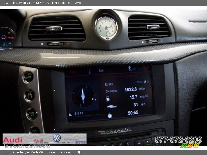 Nero (Black) / Nero 2011 Maserati GranTurismo S
