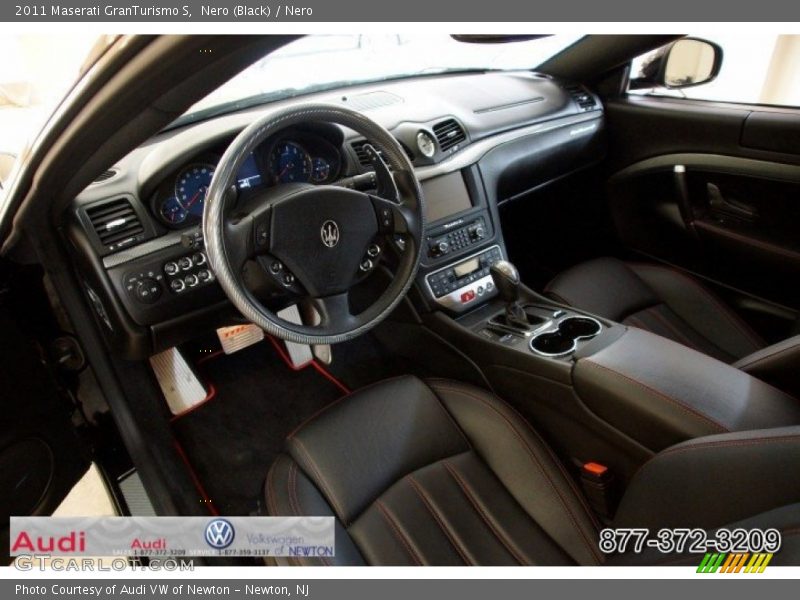 Nero (Black) / Nero 2011 Maserati GranTurismo S