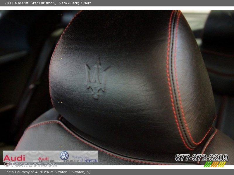 Nero (Black) / Nero 2011 Maserati GranTurismo S