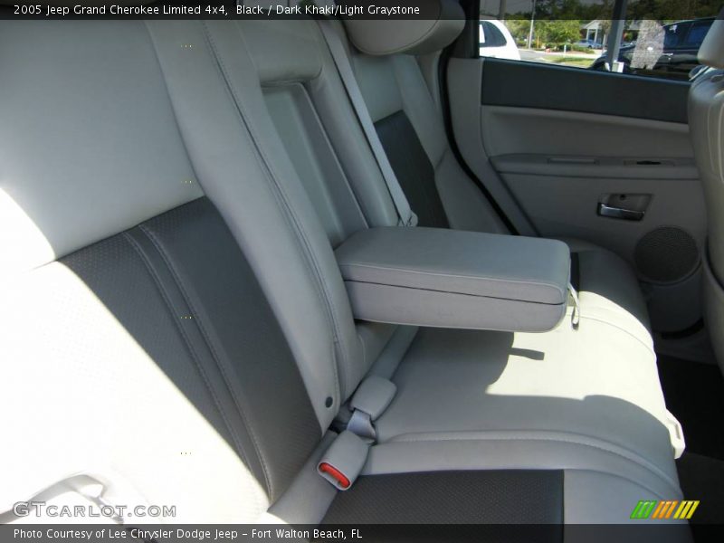 Black / Dark Khaki/Light Graystone 2005 Jeep Grand Cherokee Limited 4x4