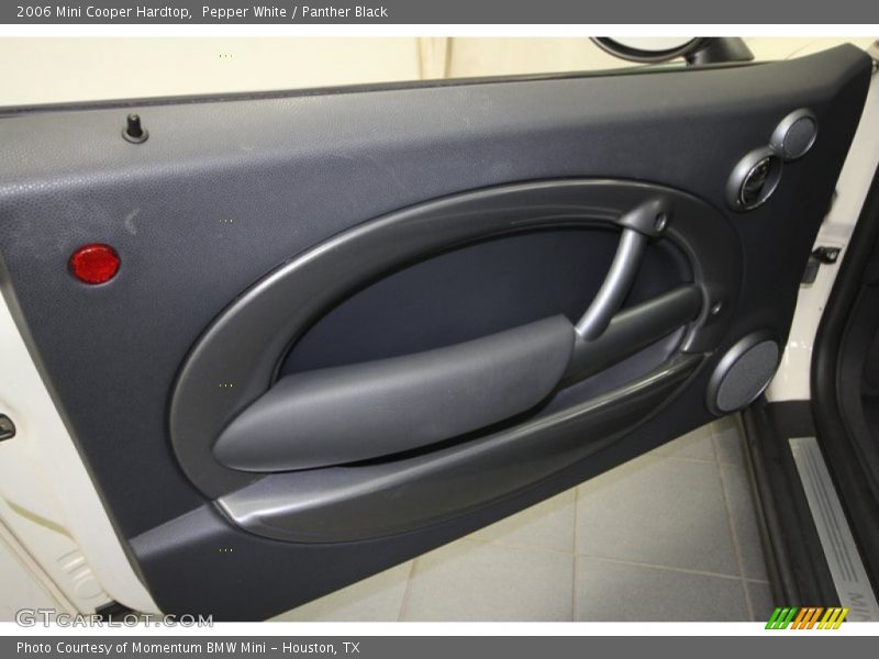 Pepper White / Panther Black 2006 Mini Cooper Hardtop