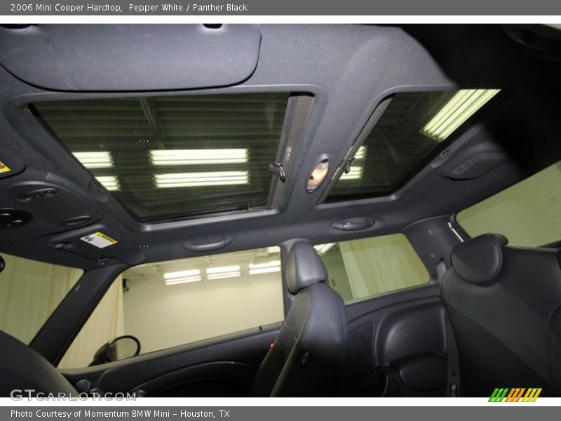 Pepper White / Panther Black 2006 Mini Cooper Hardtop
